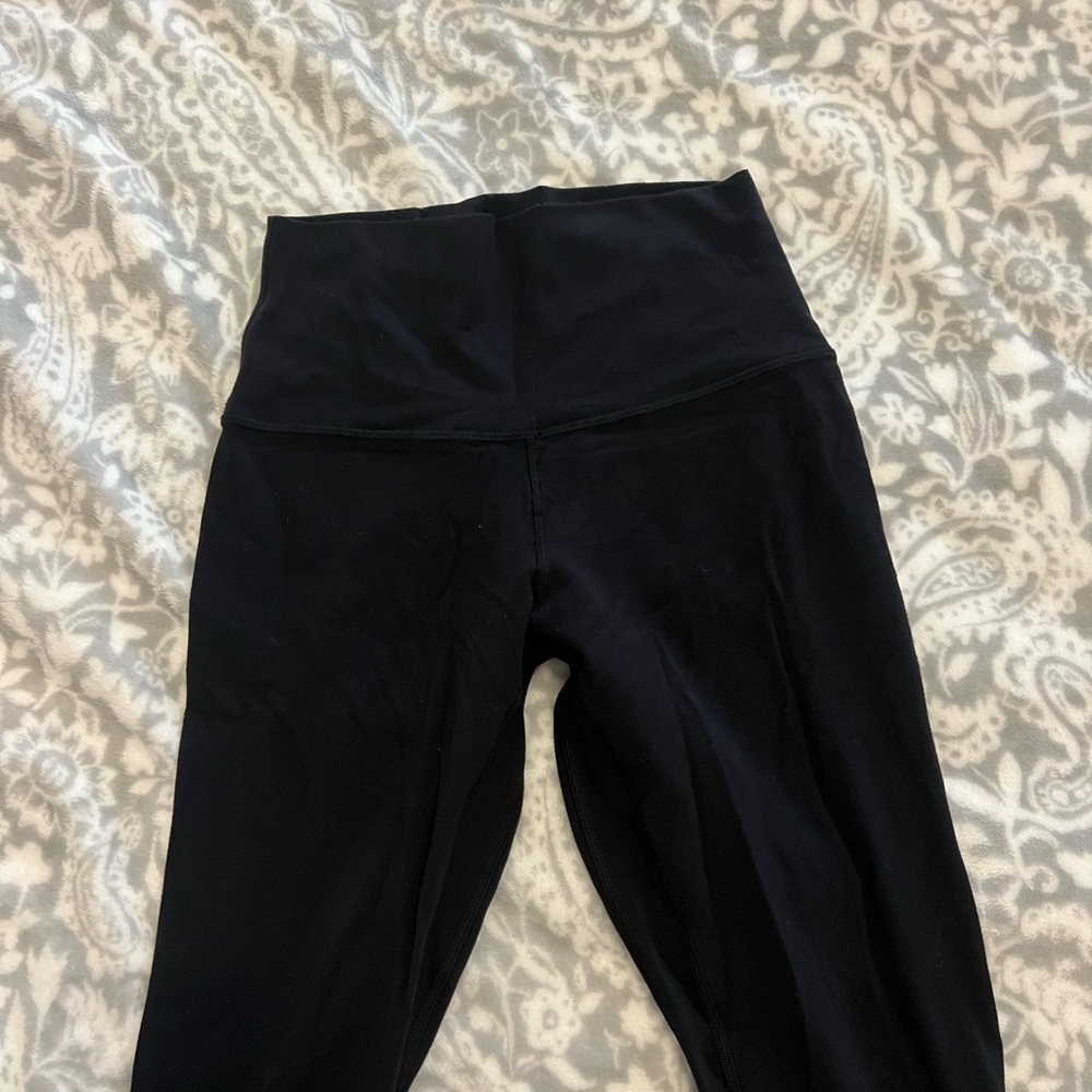 black lululemon align leggings